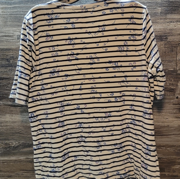 LL Bean 100% Supima Cotton Blue Floral Striped Print Shirt Plus Size Large - Picture 2 of 3